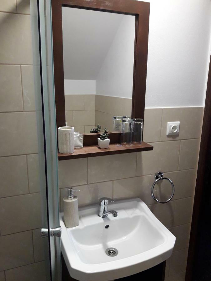 Oravitza Inn Oravita Buitenkant foto
