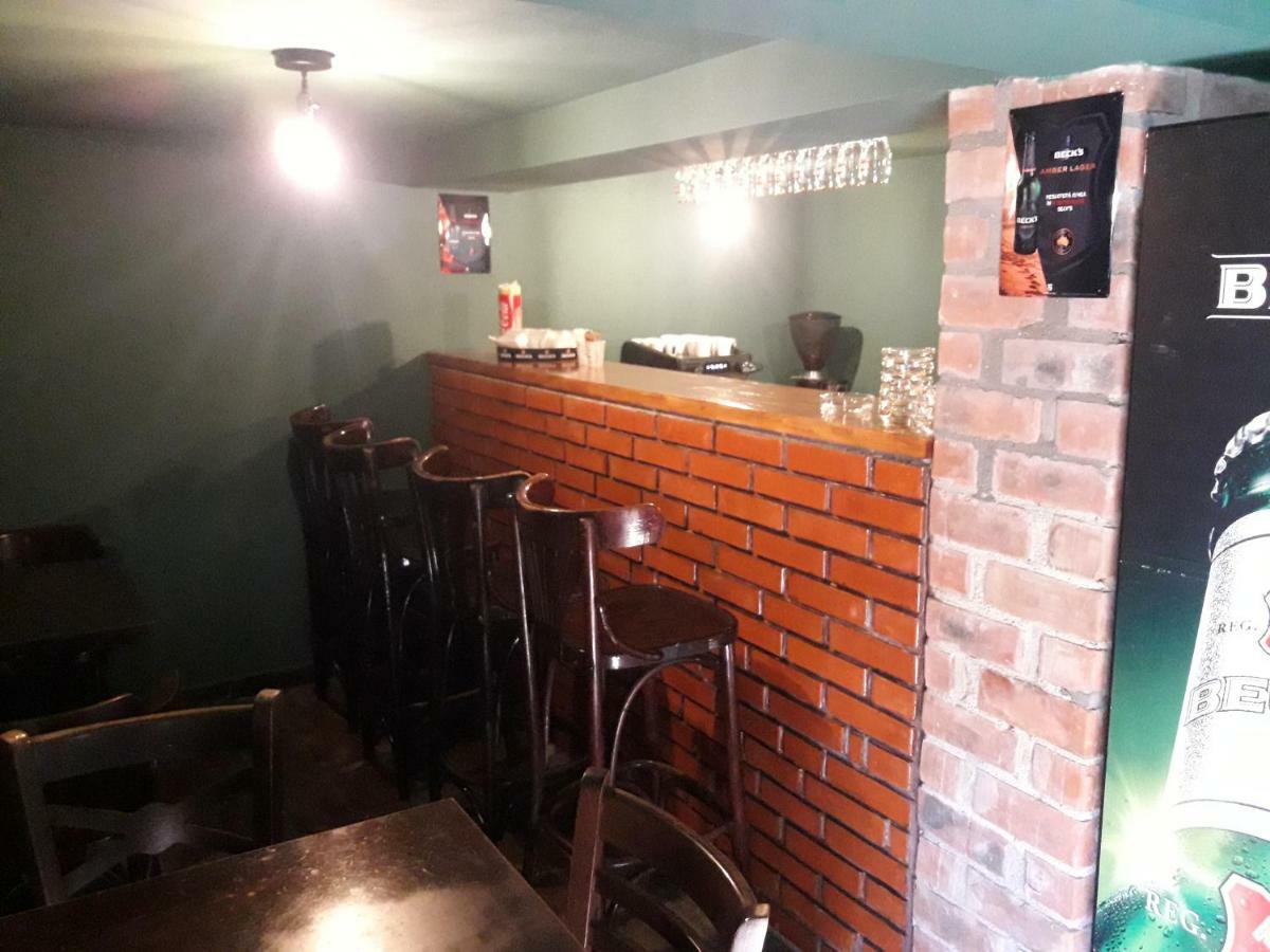 Oravitza Inn Oravita Buitenkant foto