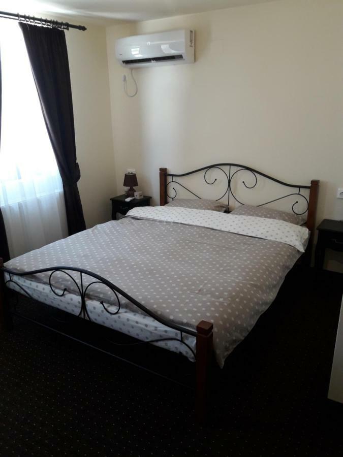 Oravitza Inn Oravita Buitenkant foto